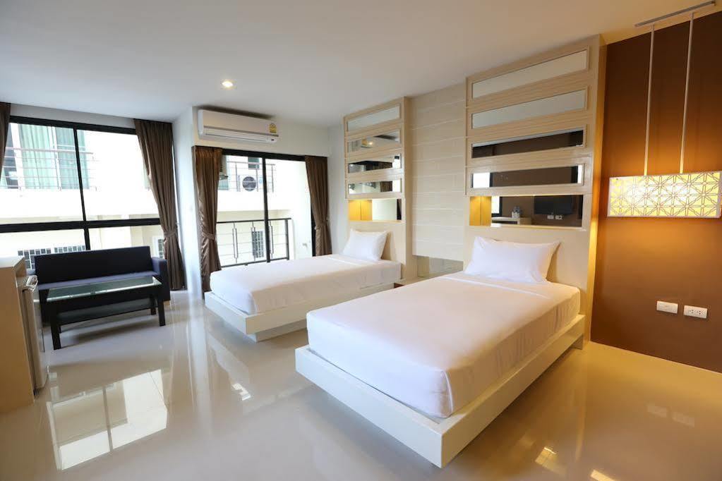 Naka Residence Phuket Luaran gambar